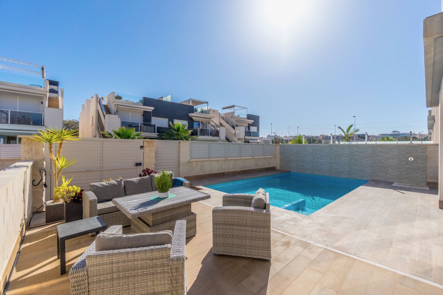Bruktboliger - Villa - Torrevieja  - Torreta Florida