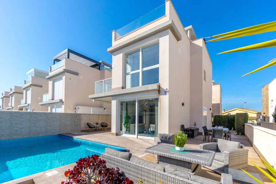 Bruktboliger - Villa - Torrevieja  - Torreta Florida