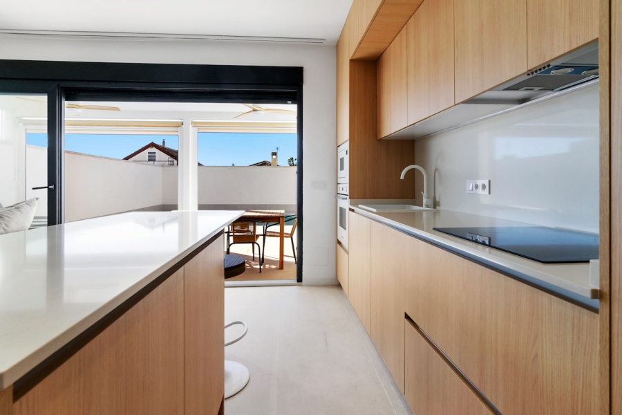 Resale - Villa / Semi-adosado - Torrevieja  - El Chaparral