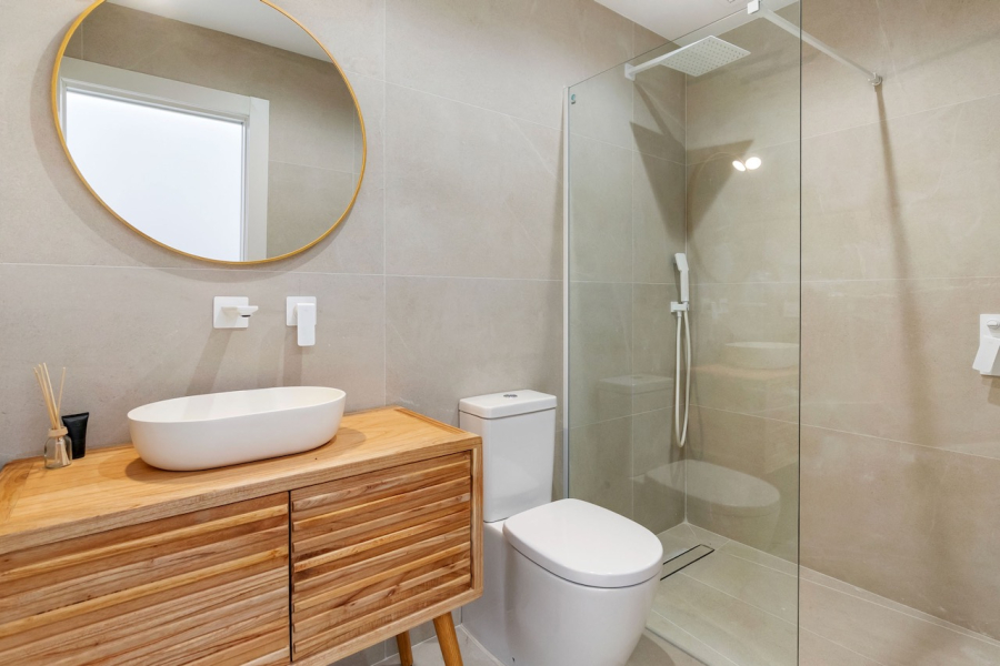 Resale - Villa / Semi-adosado - Torrevieja  - El Chaparral