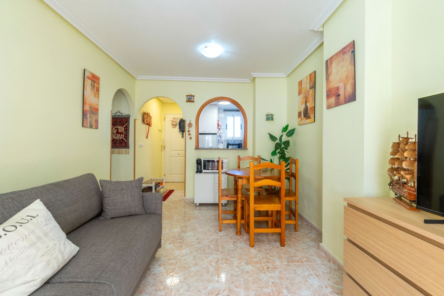 Resale - Apartamento/Bungalow - Torrevieja  - Nueva Torrevieja
