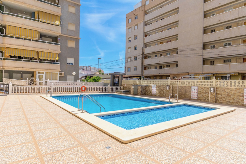 Apartamento/Bungalow - Resale - Torrevieja  - Nueva Torrevieja