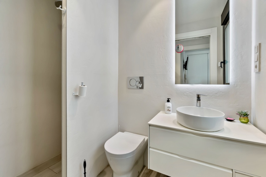 Resale - Lägenhet / Bungalow  - Torrevieja  - Playa del Cura