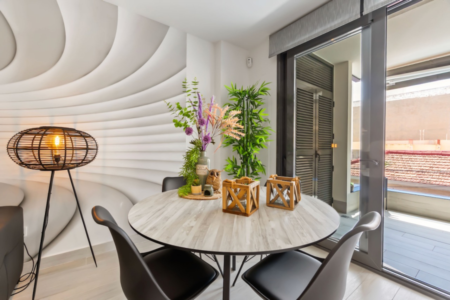 Resale - Lägenhet / Bungalow  - Torrevieja  - Playa del Cura