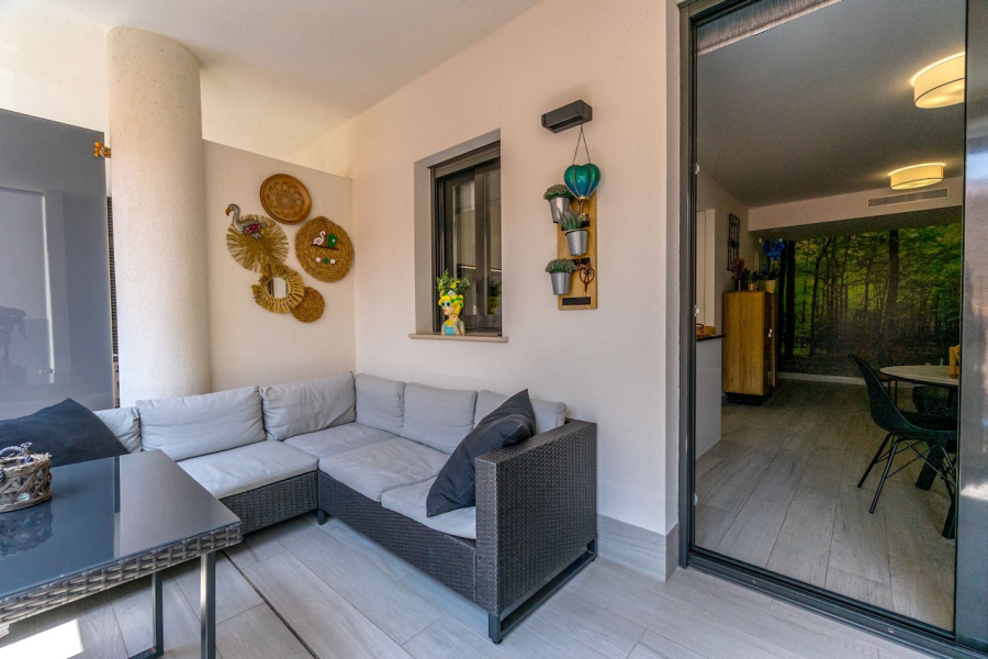 Resale - Lägenhet / Bungalow  - Torrevieja  - Playa del Cura