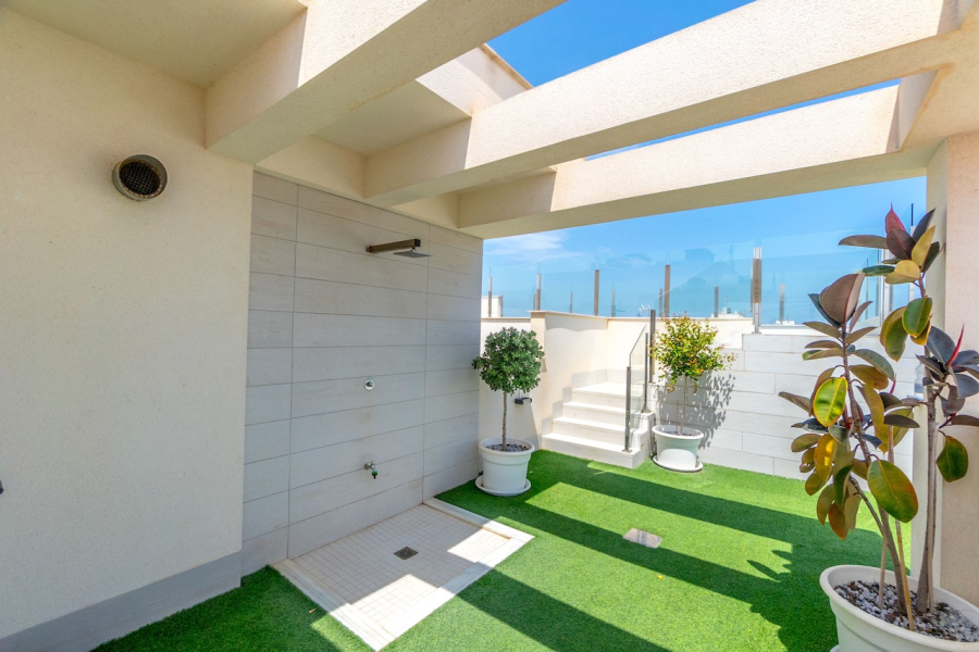 Resale - Lägenhet / Bungalow  - Torrevieja  - Playa del Cura