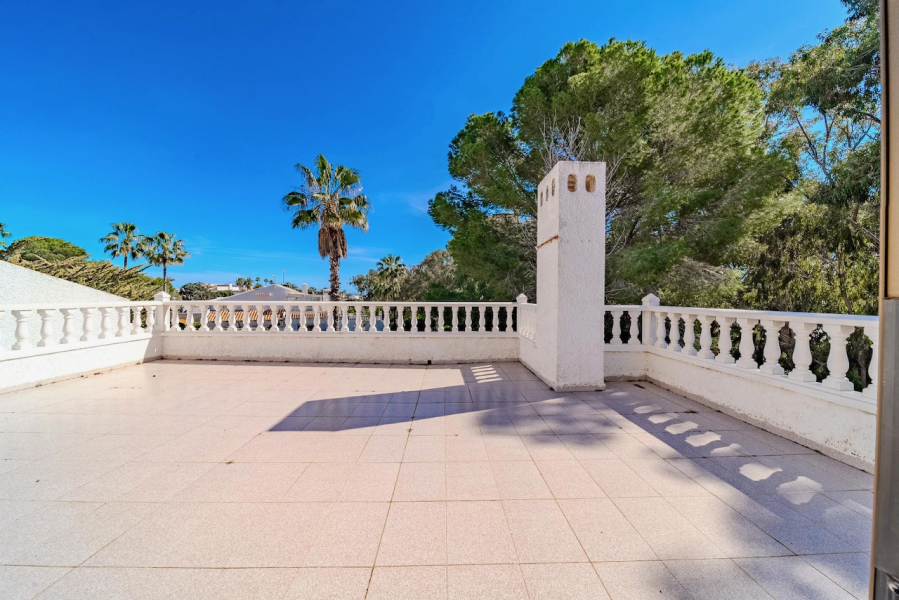 Resale - Villa / Semi detached - Orihuela Costa - Playa Flamenca