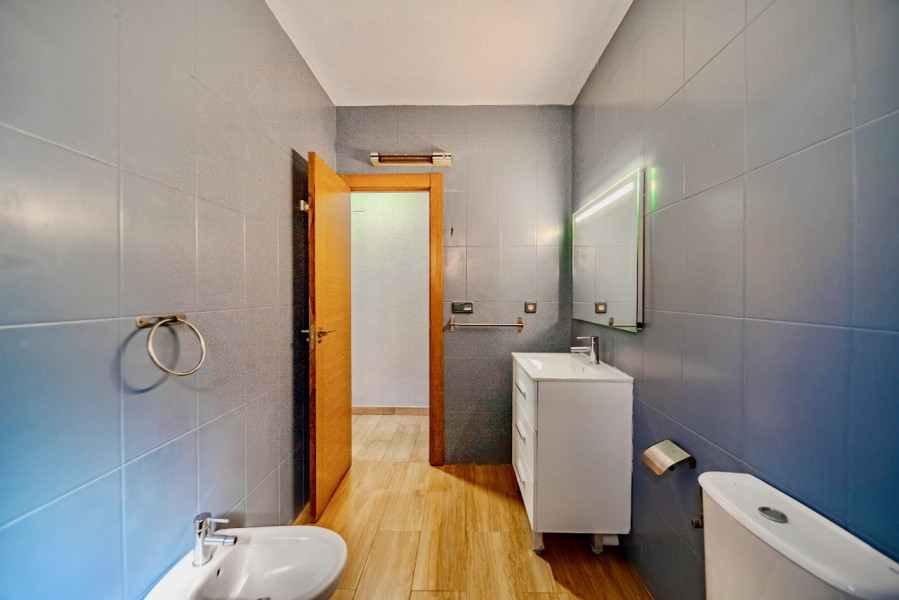 Resale - Villa / Semi detached - Orihuela Costa - Playa Flamenca