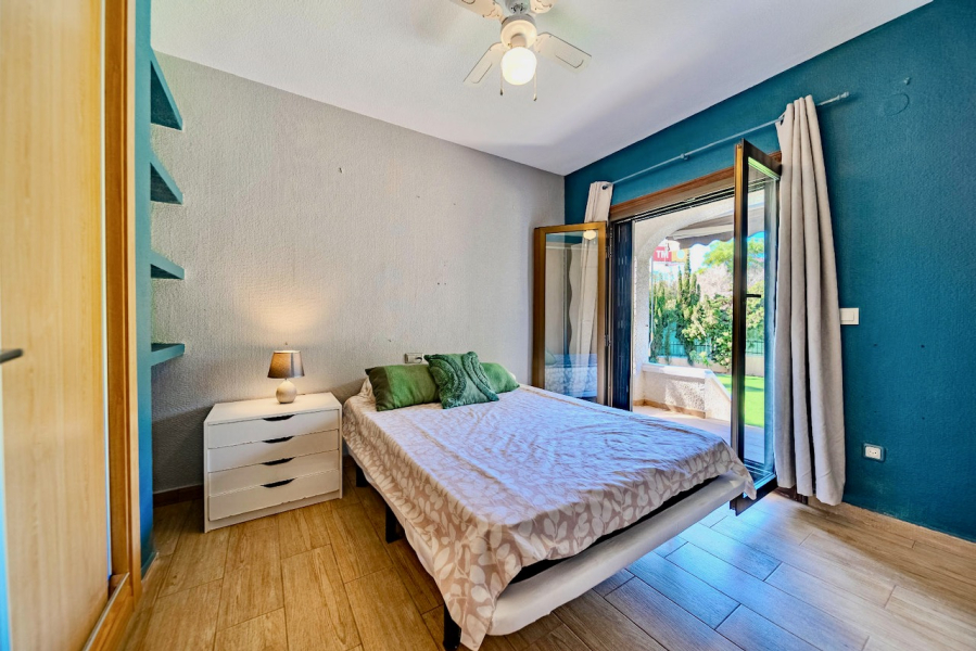 Resale - Villa / Semi detached - Orihuela Costa - Playa Flamenca