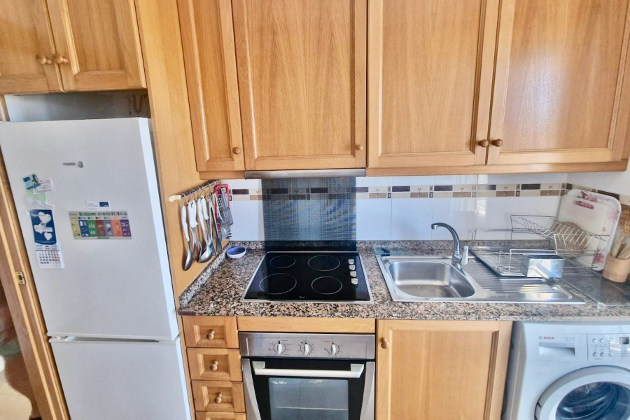 Resale - Apartment/Bungalow - Torrevieja  - La Mata