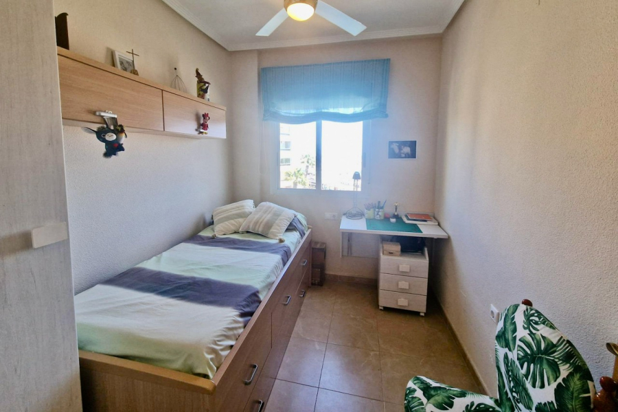 Resale - Apartment/Bungalow - Torrevieja  - La Mata