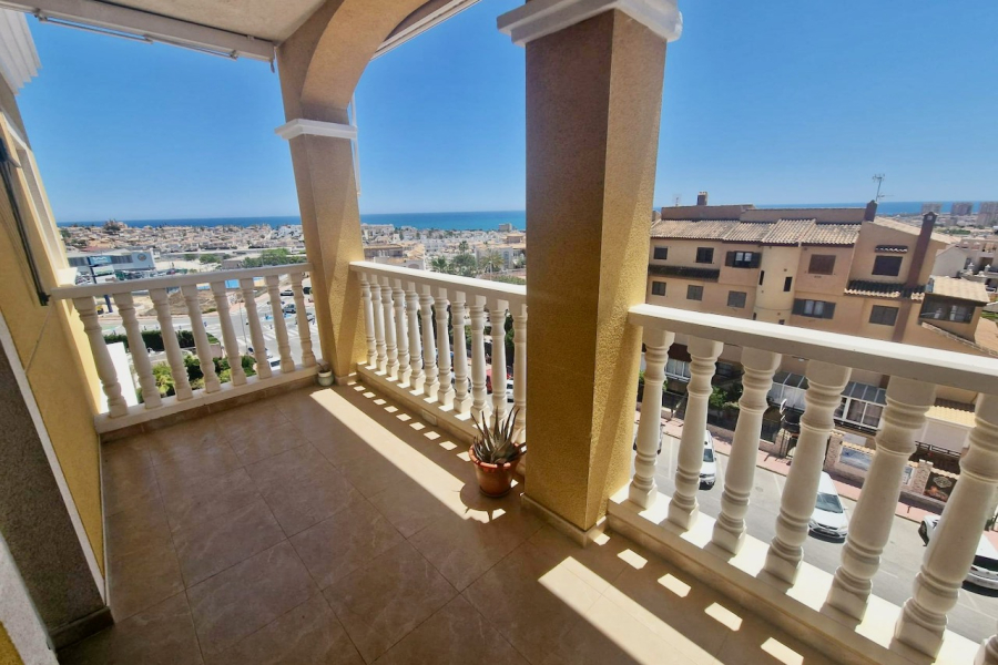 Resale - Apartment/Bungalow - Torrevieja  - La Mata