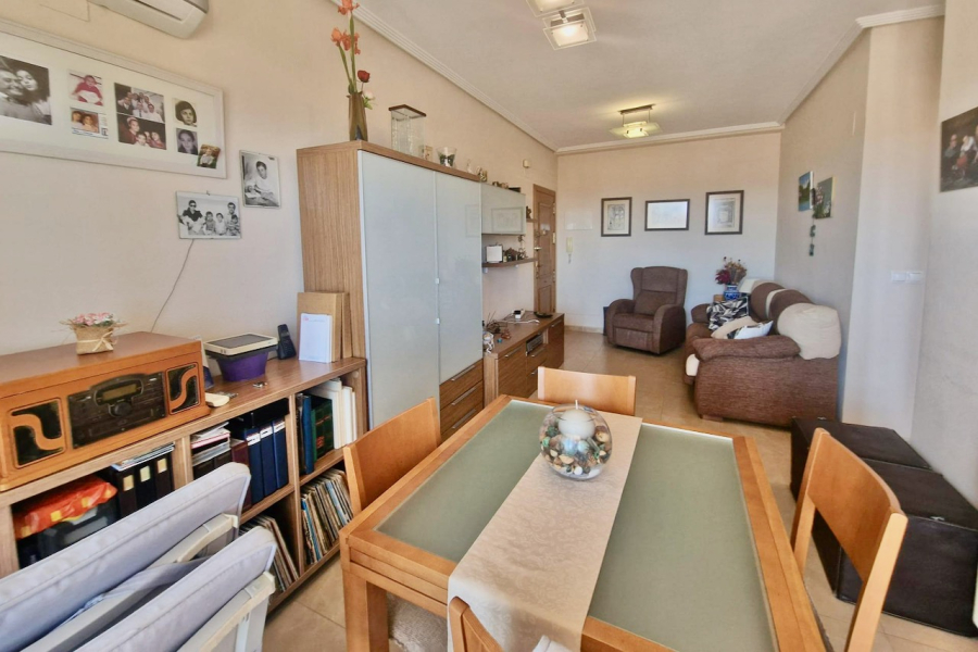 Resale - Apartment/Bungalow - Torrevieja  - La Mata