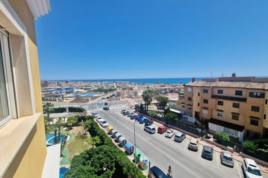 Resale - Apartment/Bungalow - Torrevieja  - La Mata
