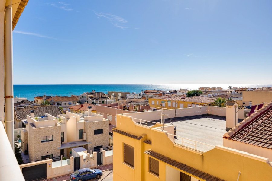 Resale - Lägenhet / Bungalow  - Torrevieja  - La Mata