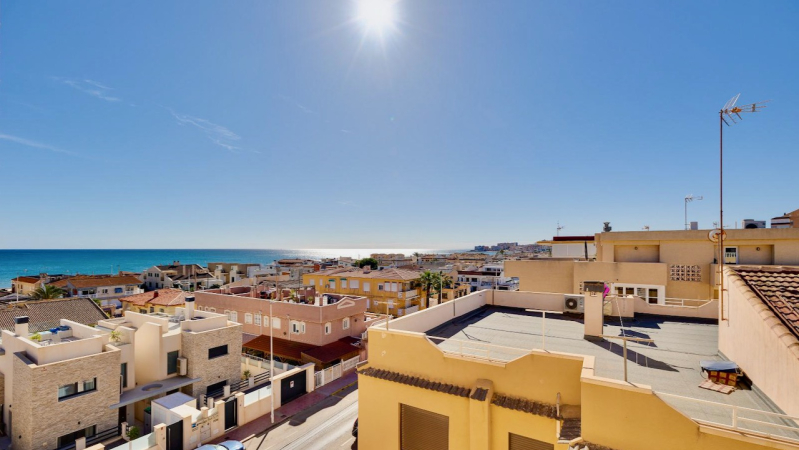 Lägenhet / Bungalow  - Resale - Torrevieja  - La Mata