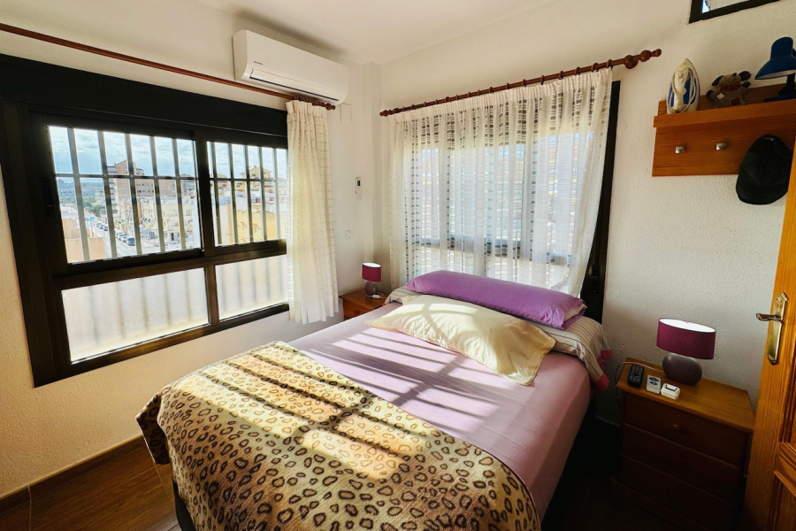 Resale - Lägenhet / Bungalow  - Torrevieja  - La Mata