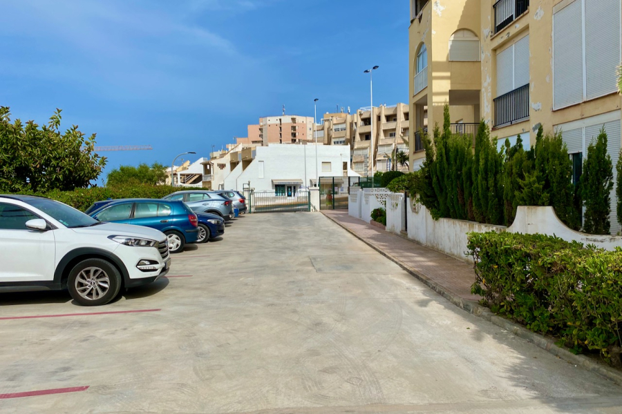 Resale - Lägenhet / Bungalow  - Torrevieja  - Torreblanca