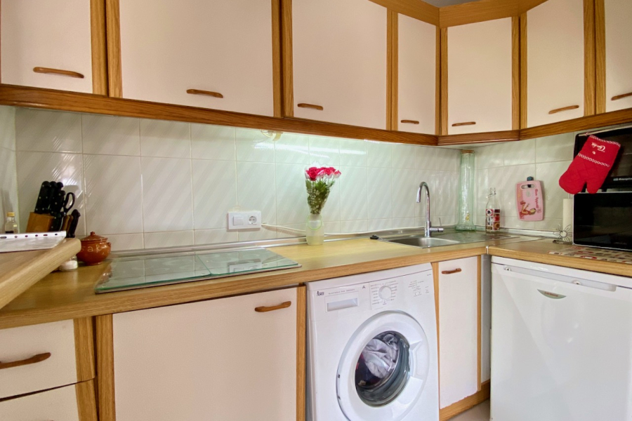 Resale - Apartment/Bungalow - Torrevieja  - La Mata