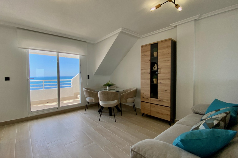 Resale - Apartamento/Bungalow - Torrevieja  - La Mata
