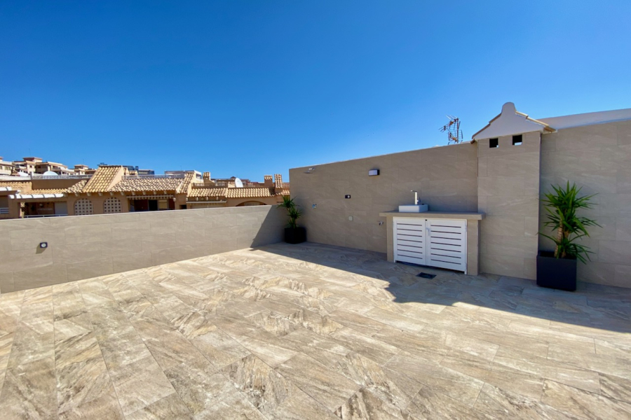 Resale - Apartamento/Bungalow - Torrevieja  - La Mata