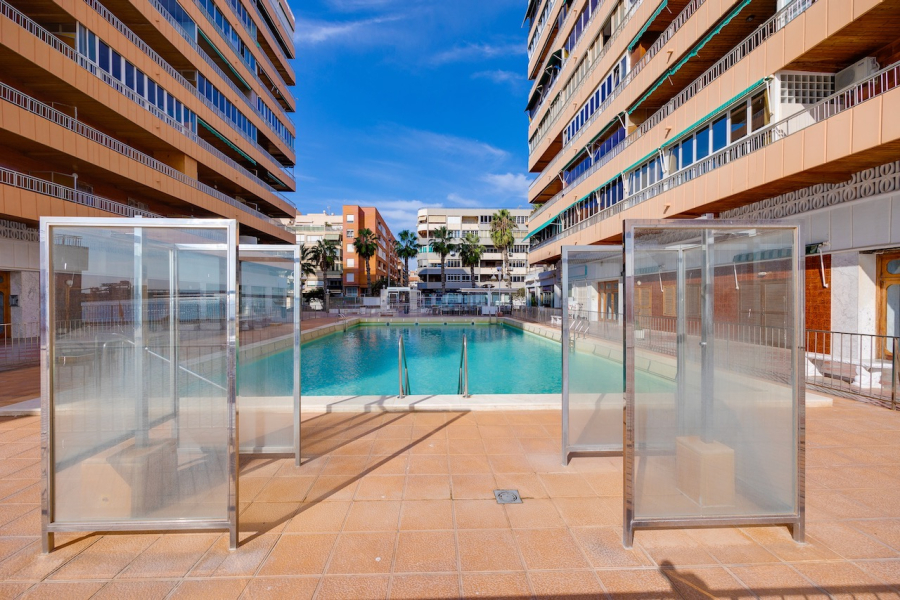 Resale - Apartamento/Bungalow - Torrevieja  - El Acequión