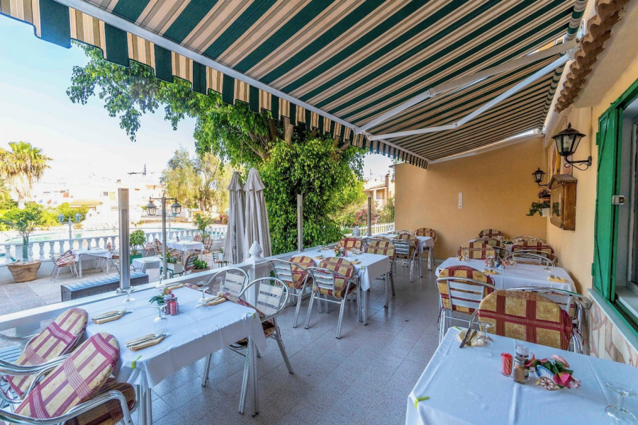 Resale - Locales - Torrevieja  - Aguas Nuevas