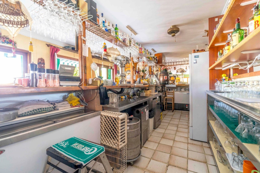 Resale - Locales - Torrevieja  - Aguas Nuevas