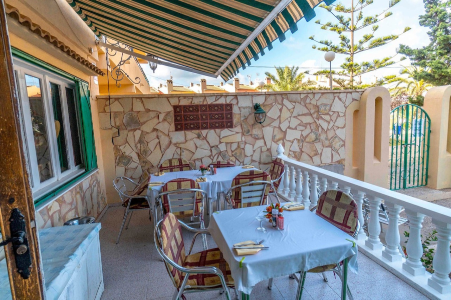 Resale - Locales - Torrevieja  - Aguas Nuevas