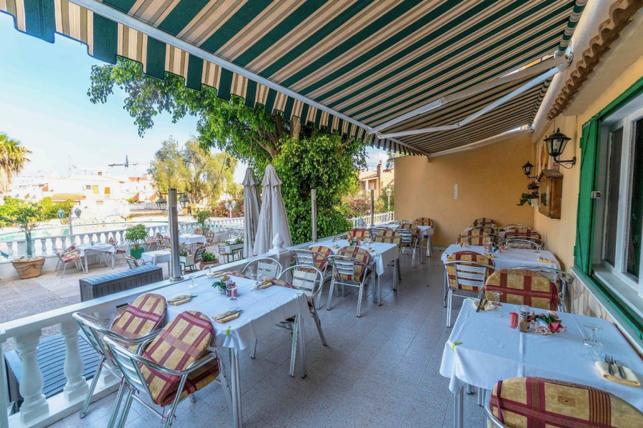 Resale - Locales - Torrevieja  - Aguas Nuevas