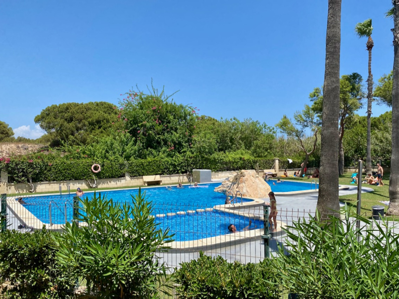 Dzīvoklis/Bungalo - Pārdošana pēc lietošanas - Torrevieja  - E001031-11
