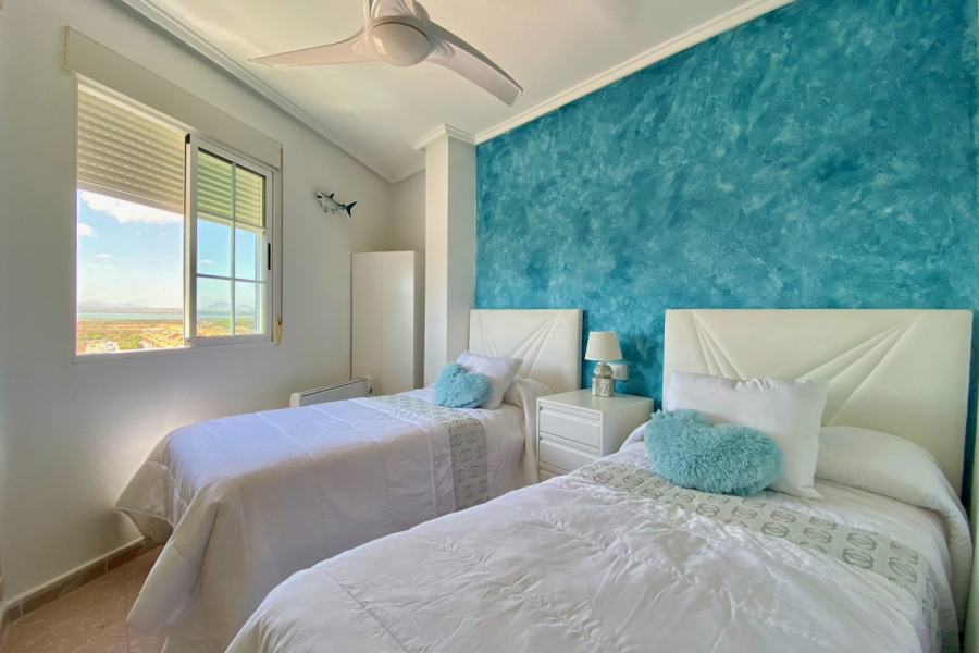 Resale - Lägenhet / Bungalow  - Torrevieja  - La Mata