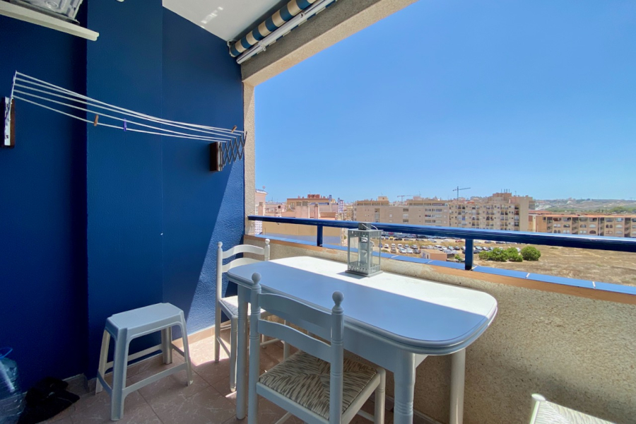 Resale - Lägenhet / Bungalow  - Torrevieja  - La Mata