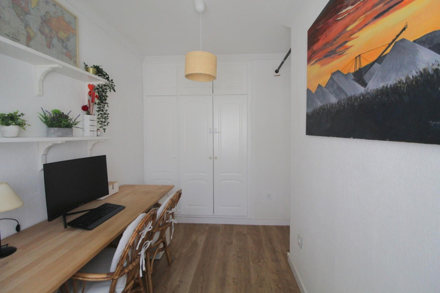 Resale - Lägenhet / Bungalow  - Torrevieja  - La Veleta