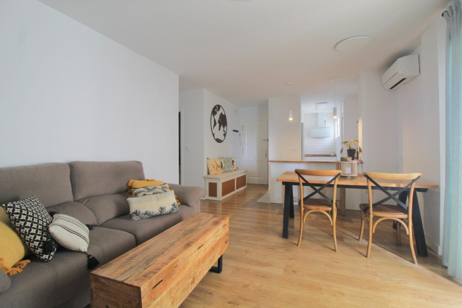 Resale - Lägenhet / Bungalow  - Torrevieja  - La Veleta