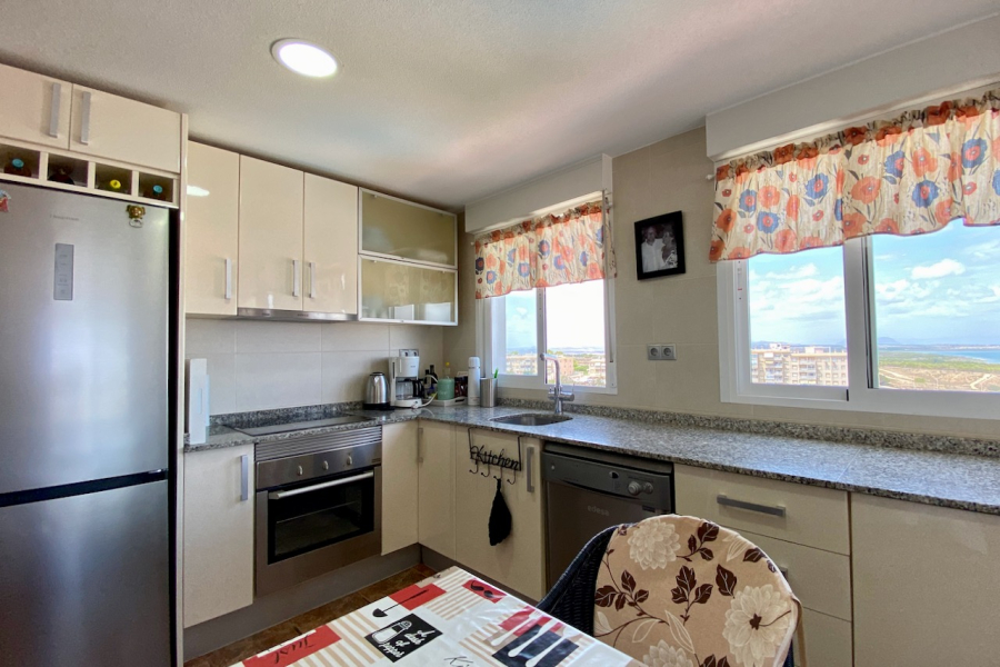 Resale - Lägenhet / Bungalow  - Torrevieja  - Torreblanca