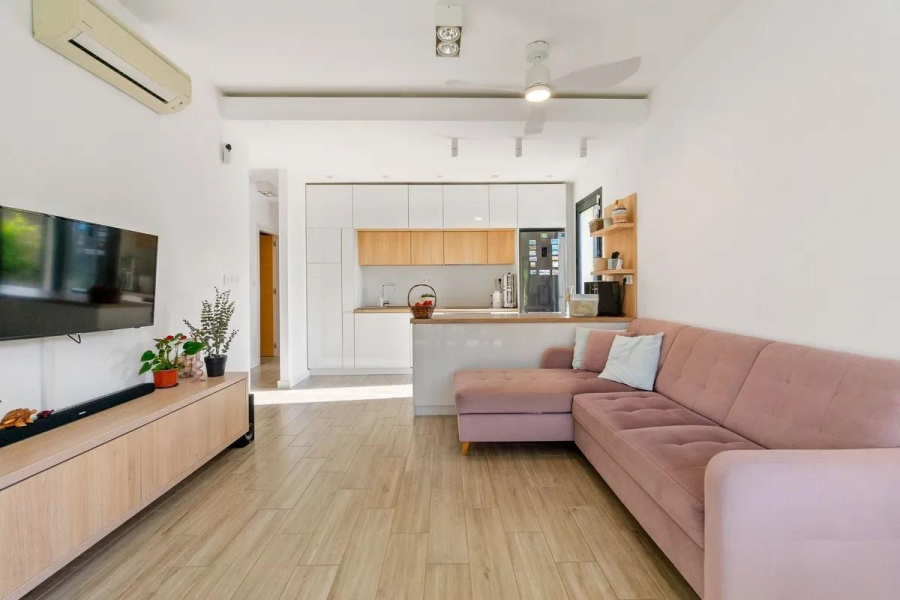 Resale - Villa / Semi detached - Orihuela Costa - La Zenia