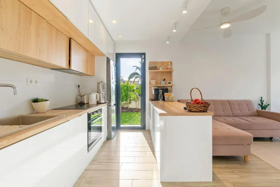 Resale - Villa / Semi detached - Orihuela Costa - La Zenia