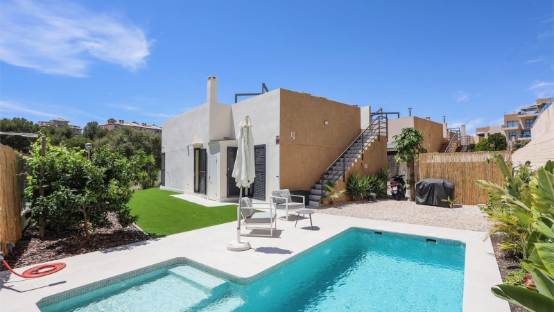 Villa / Semi-adosado - Resale - Orihuela Costa - La Zenia