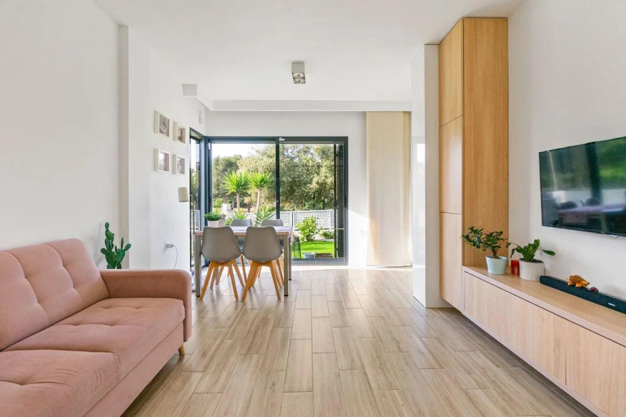 Resale - Villa / Semi detached - Orihuela Costa - La Zenia