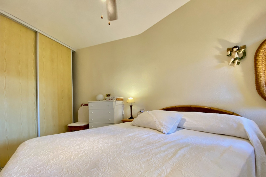 Resale - Apartment/Bungalow - Torrevieja  - La Mata