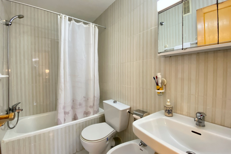 Resale - Apartment/Bungalow - Torrevieja  - La Mata