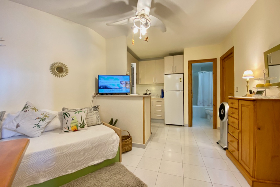 Resale - Apartment/Bungalow - Torrevieja  - La Mata