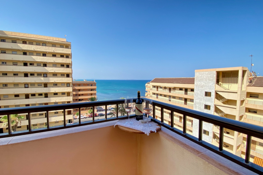 Resale - Apartamento/Bungalow - Torrevieja  - Cabo Cervera