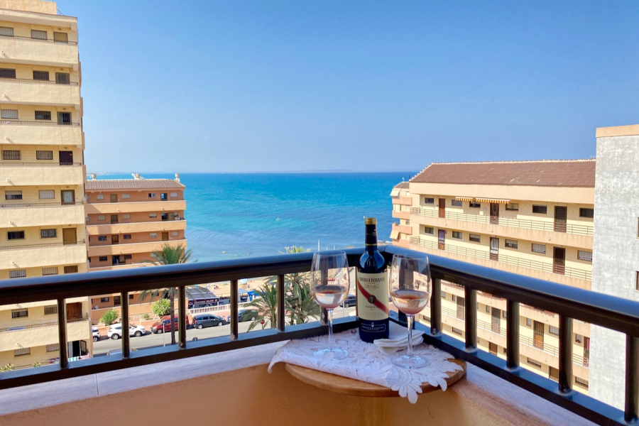 Resale - Apartamento/Bungalow - Torrevieja  - Cabo Cervera