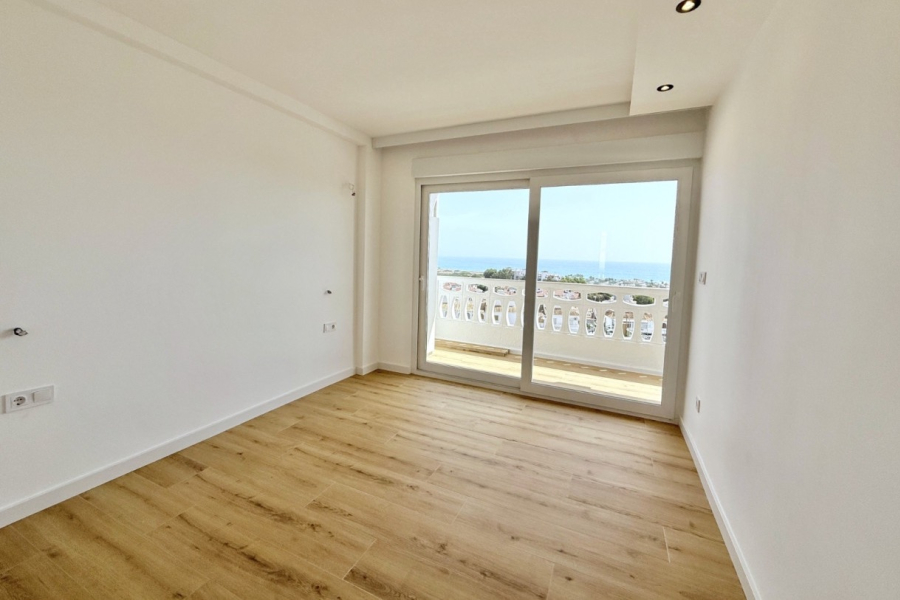 Resale - Apartamento/Bungalow - Torrevieja  - Torreblanca