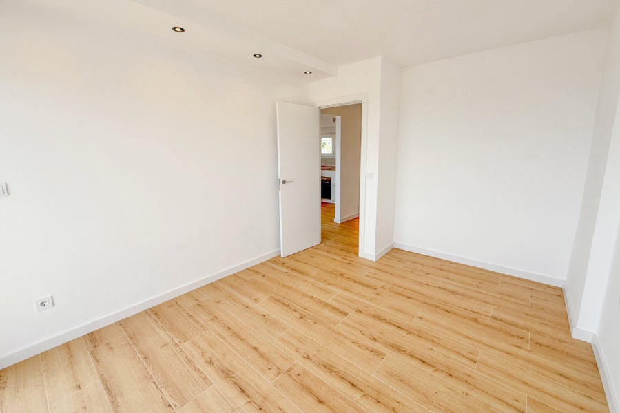 Resale - Apartamento/Bungalow - Torrevieja  - Torreblanca
