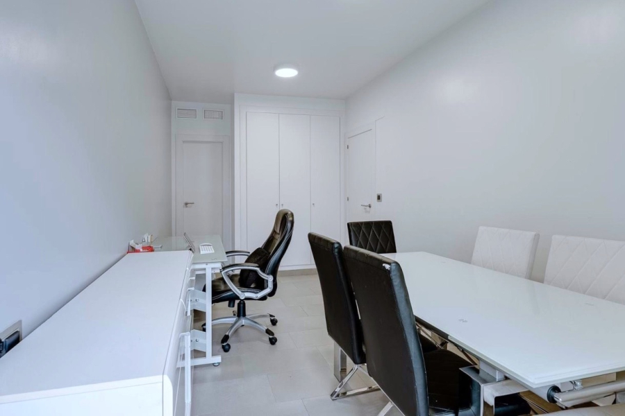 Resale - Apartamento/Bungalow - Torrevieja  - Centro