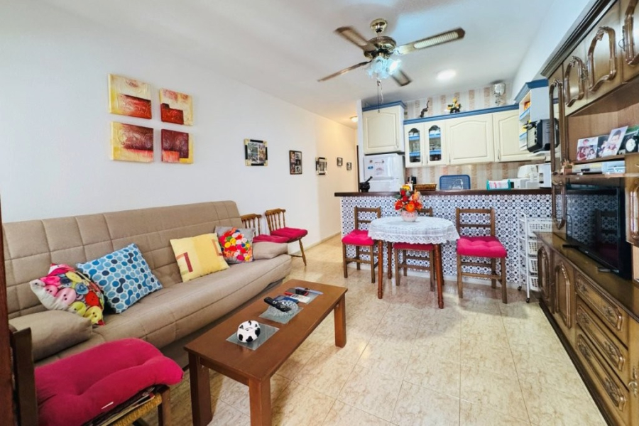 Resale - Lägenhet / Bungalow  - Torrevieja  - La Mata