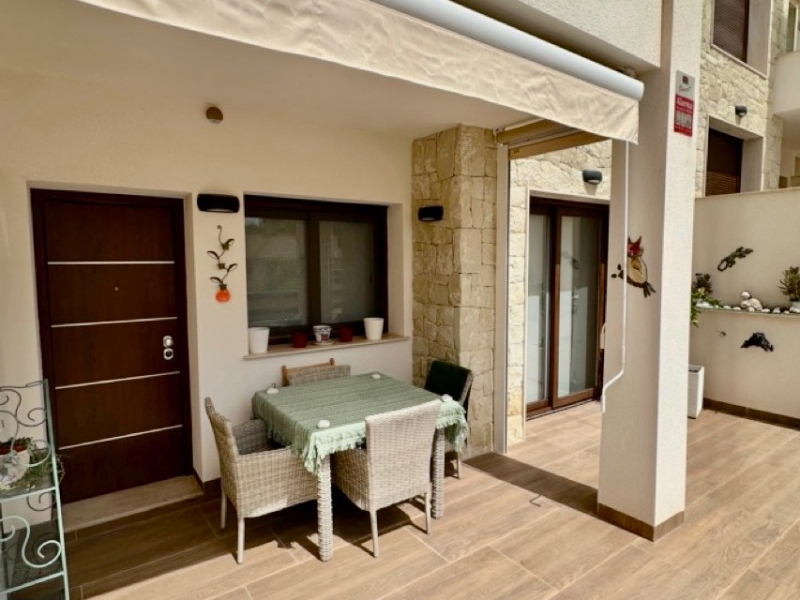Resale - Lägenhet / Bungalow  - Torrevieja  - Los Balcones